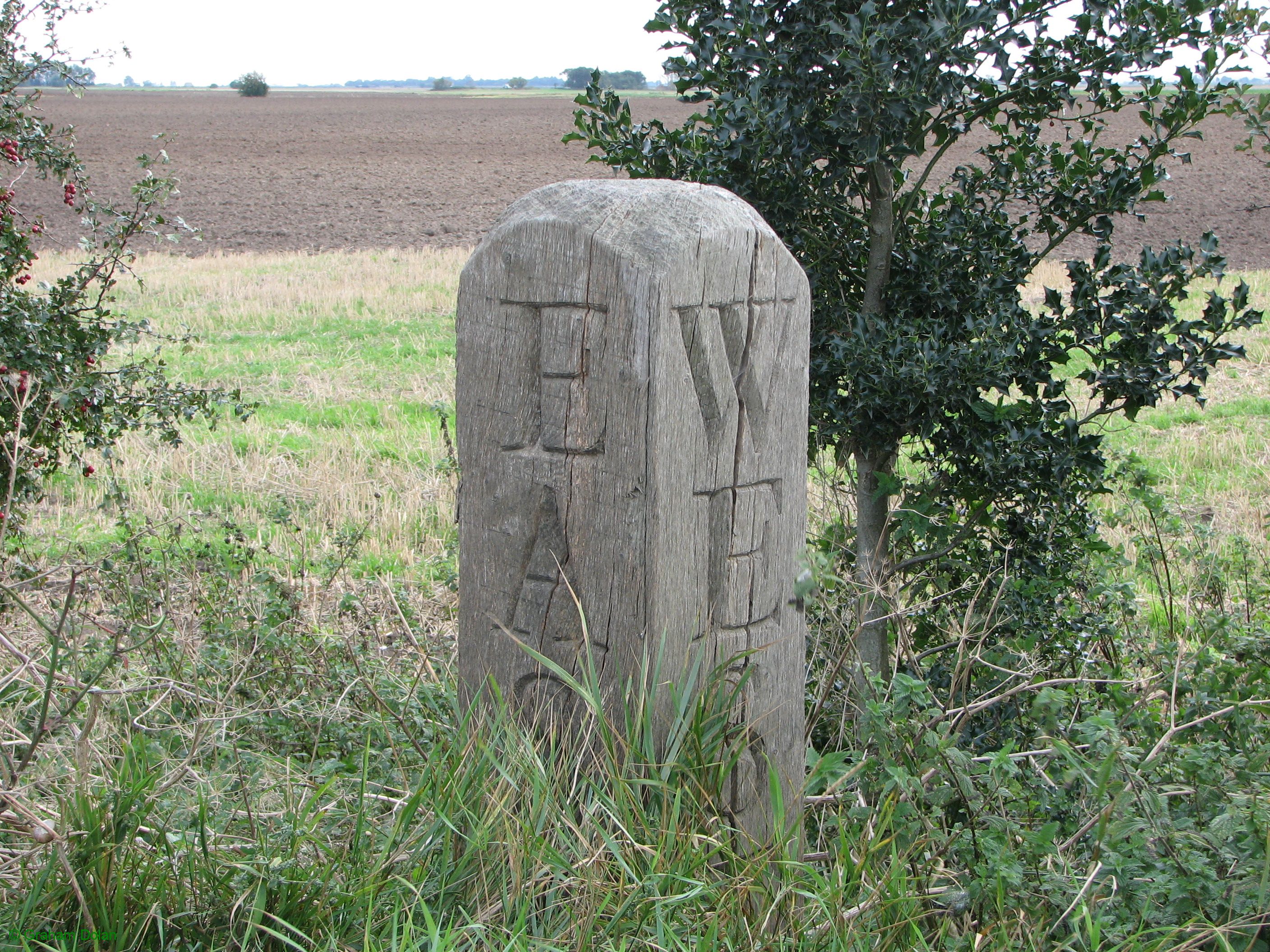 Greenwich Meridian Marker; England; Cambridgeshire; Doddinton